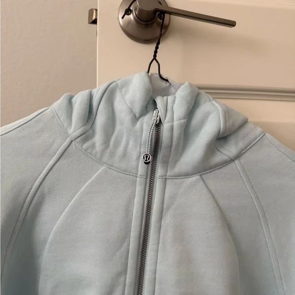 Lululemon Scuba Full-Zip Cropped Hoodie - Picture 3 of 5